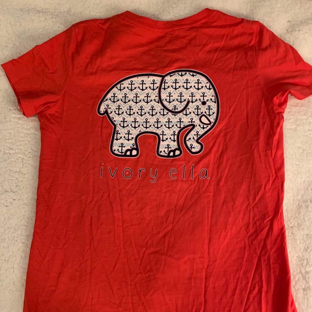 Ivory Ella anchor elephant t-shirt